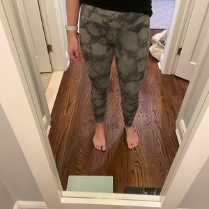 Tie die athleta leggings
